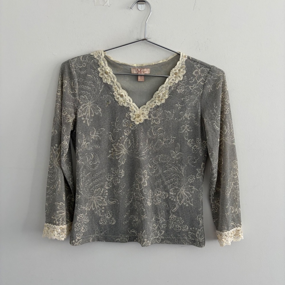 Moiselle Grey Floral Lace Print V-Neck Top Lace Trim Beaded USA 2